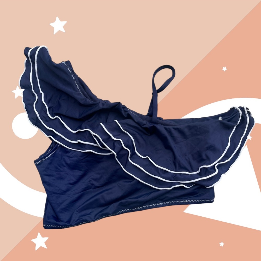 Ruffled bikini top